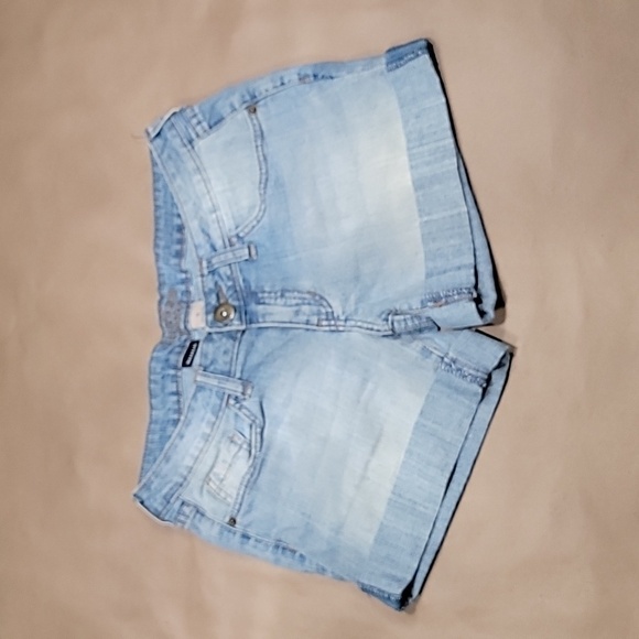 Arizona Jeans Size 5 Stretch Denim Shorts, Cuffed Hem, Gently Used Condition - Picture 1 of 10